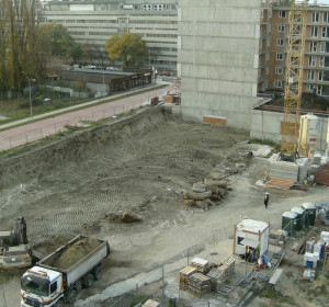 12.11.2014 Starting stage E, there is the D building on the background