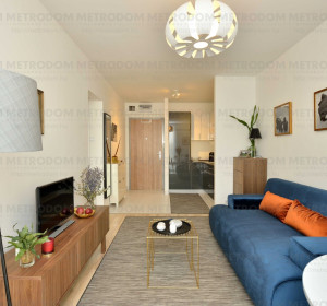 A nappali kiegészítői és bútorai az Ikeából, H & M Homeból és Zara Homeból szerezhetőek be.