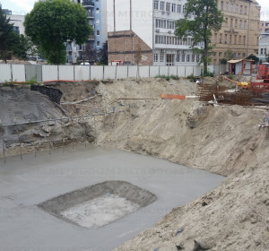 2017. június 30. Folyik a betonozás